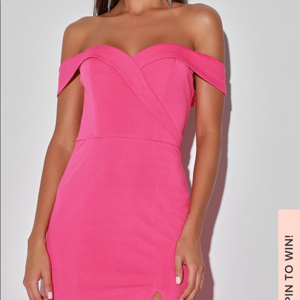 HOT PINK PROM DRESS ONLY WORN ONCE!!! 💕